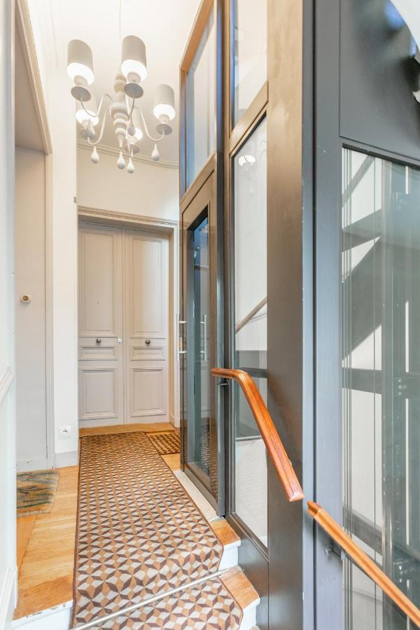 Appartement 80M2 Derriere Avenue Montaigne 8Eme Paris Eksteriør billede